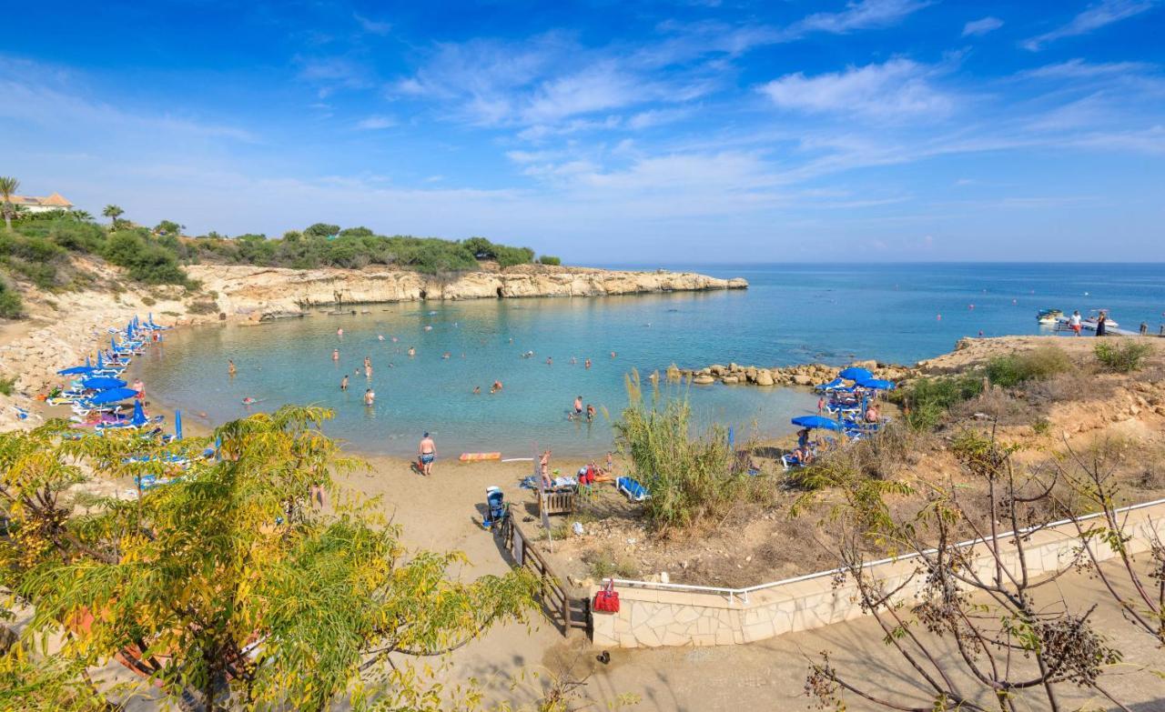Alex Villa Protaras