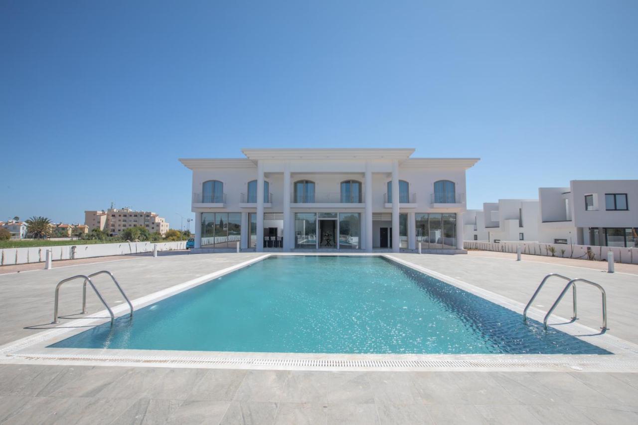 Villa Maxor Palace *