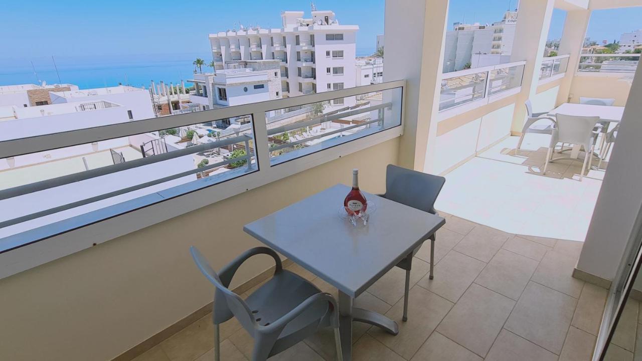 Sunrise Beach Apts. *