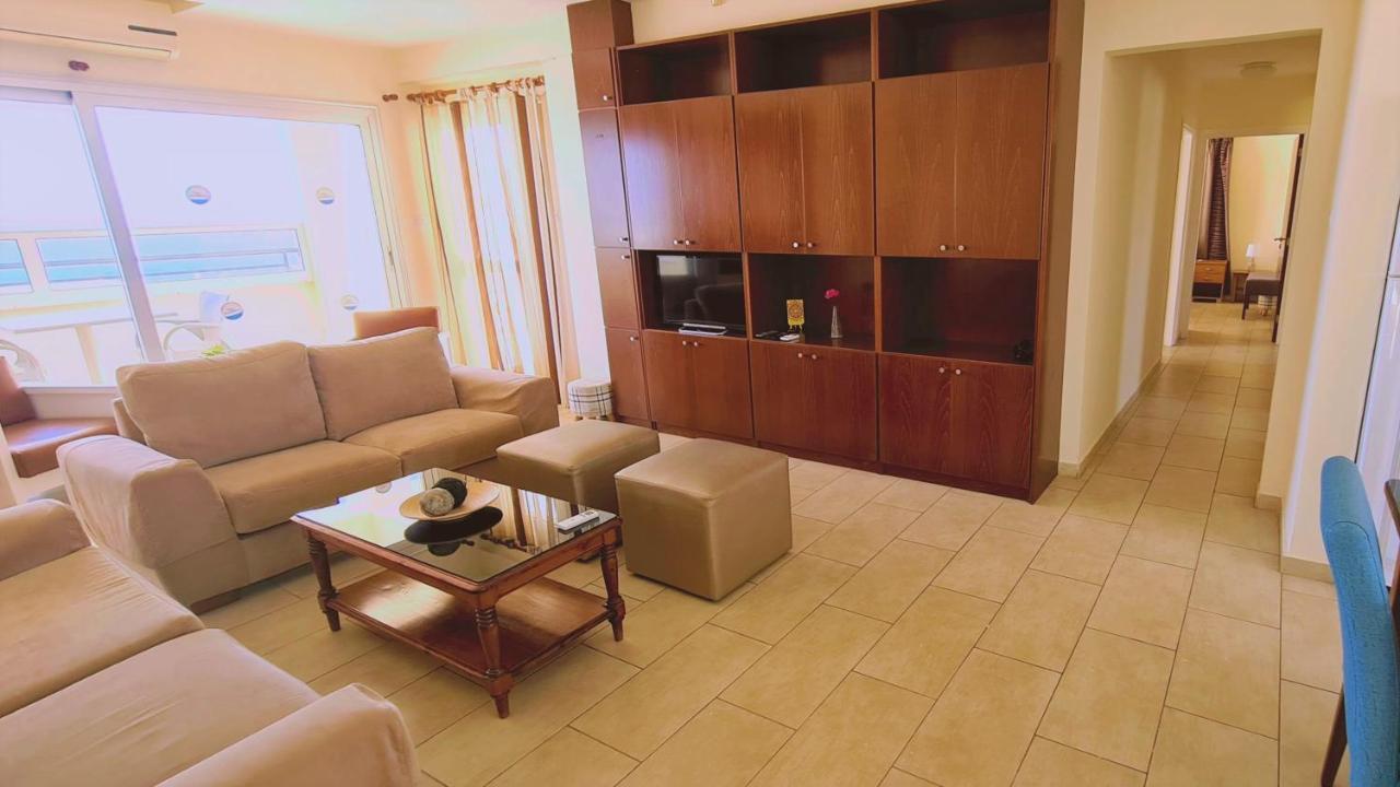 Sunrise Beach Apts. *