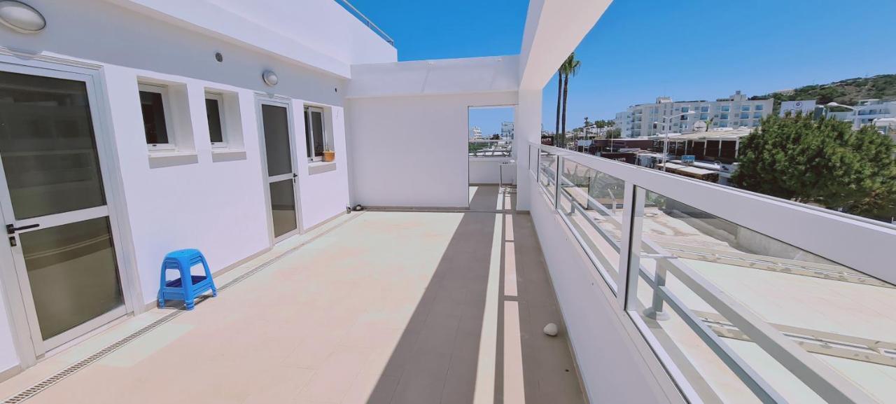 Sunrise Beach Apts.