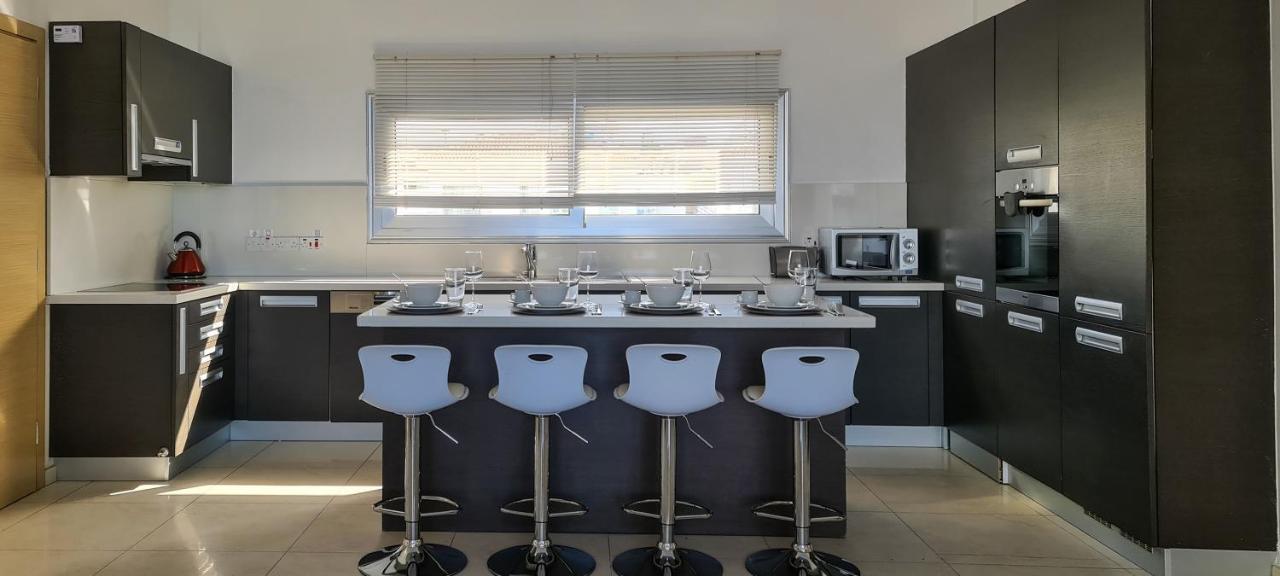 Phaedrus Living: Seafront Luxury Flat Pallini Court 113 Apartment Protaras