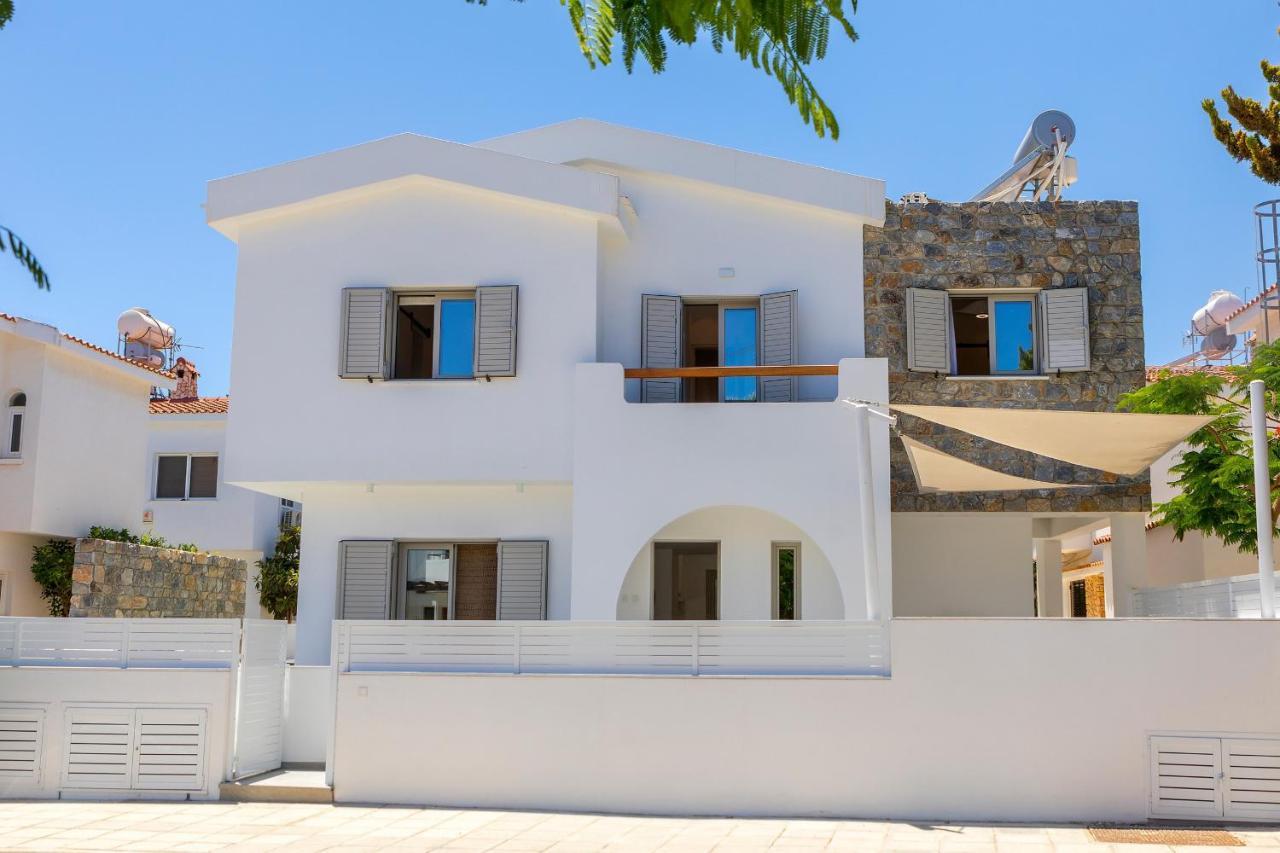 Villa Rose By The Sea Protaras