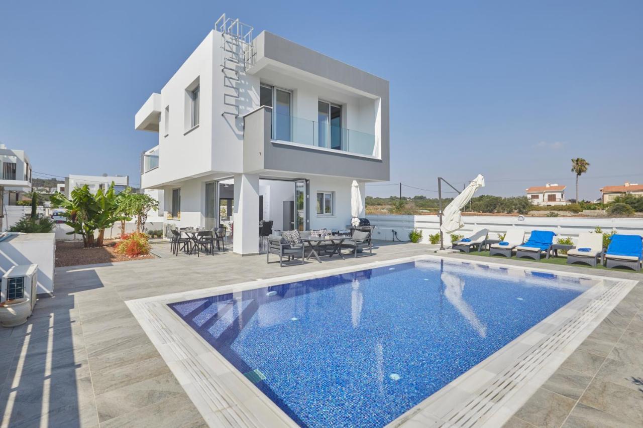 Villa Pearl Ekaterina *