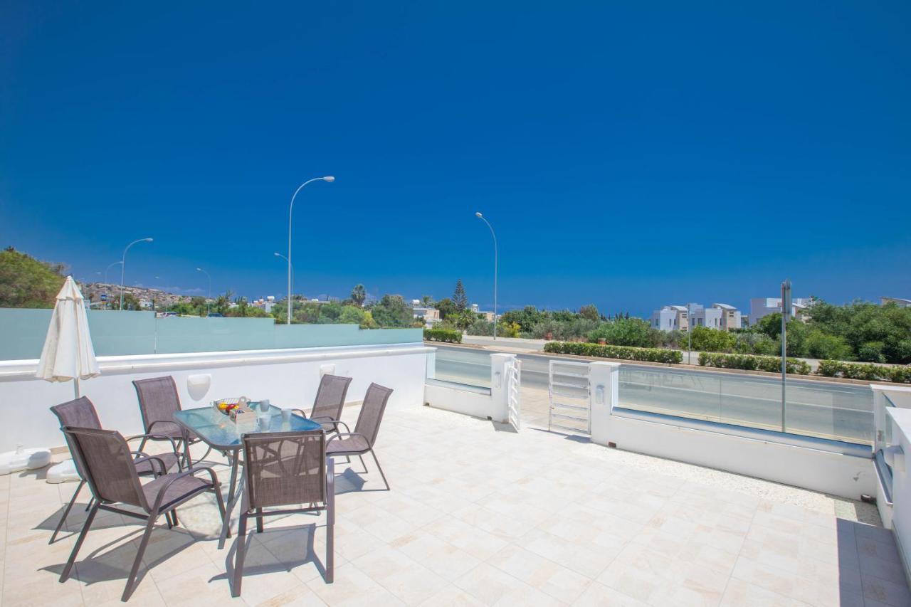 Panayia Sea View Apts *