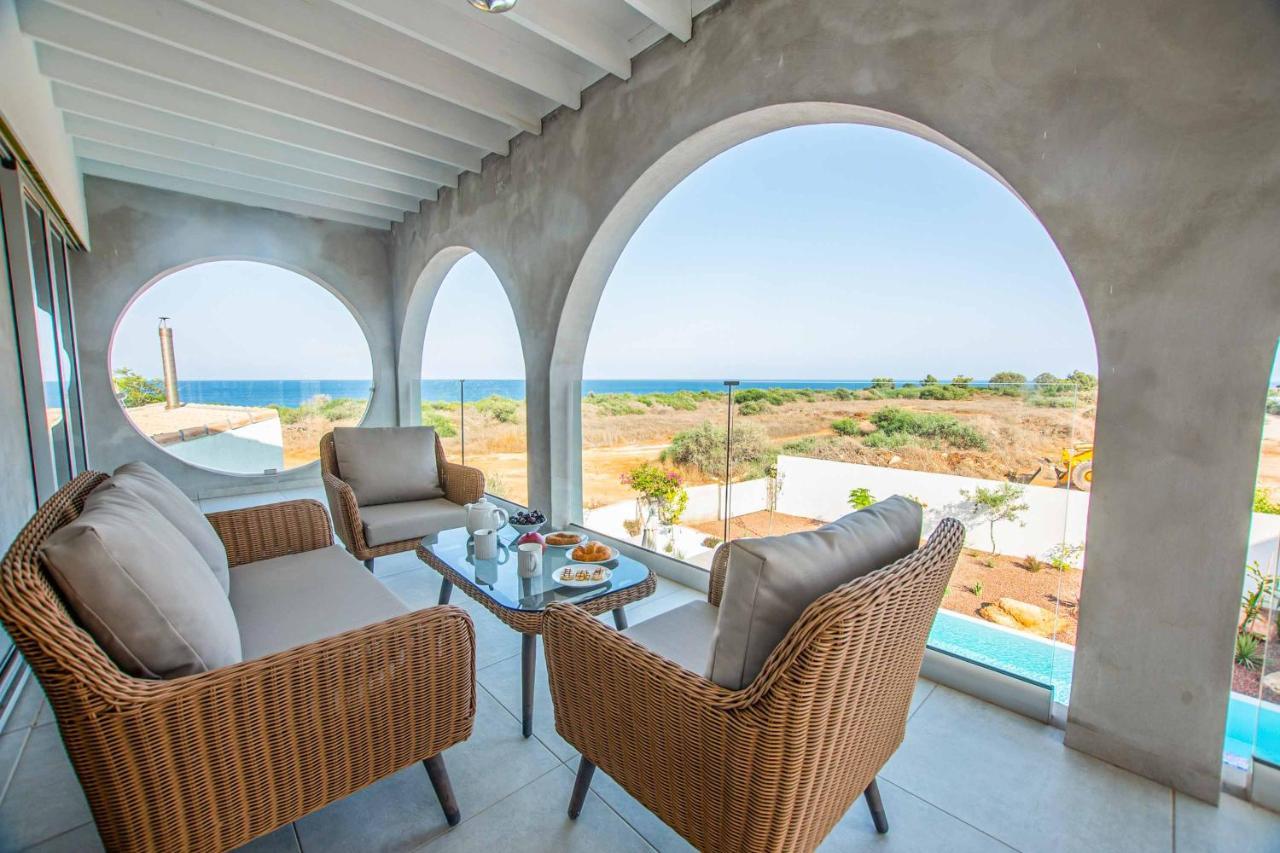 Art House By The Sea Villa