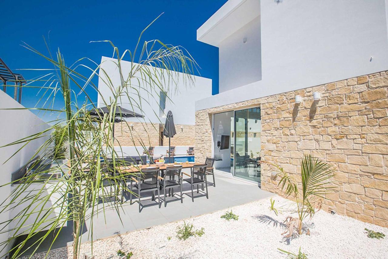 Vie Blue 1 Protaras