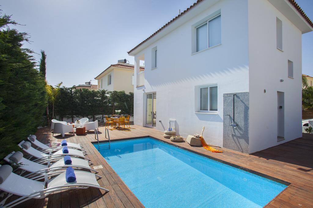 Villa Chateau Blanc *
