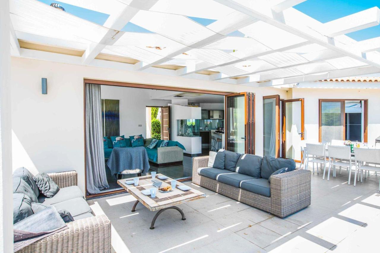 Villa Nyx
