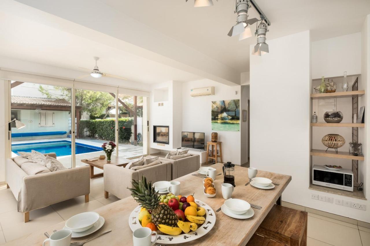 Artisan Seafront 7 Villa