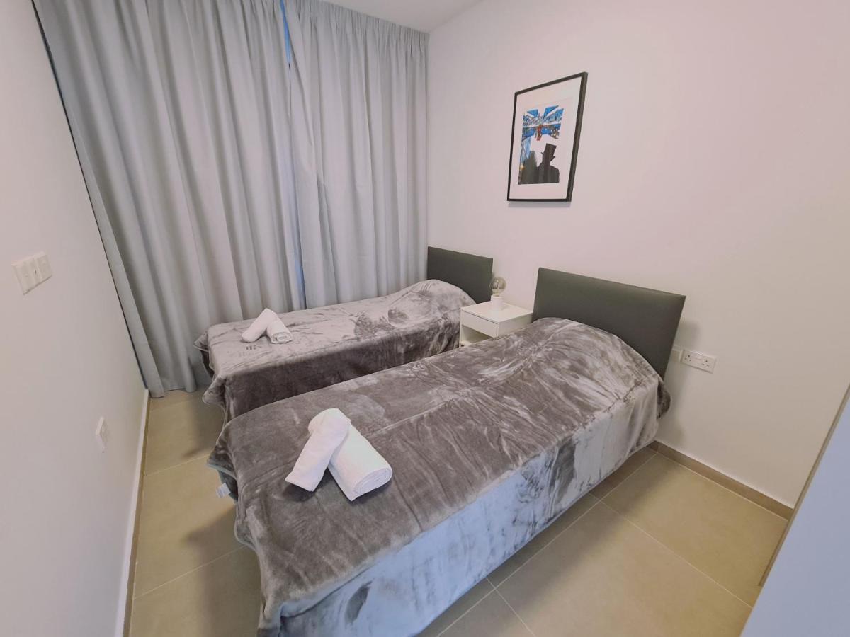Anemone 20 * Protaras