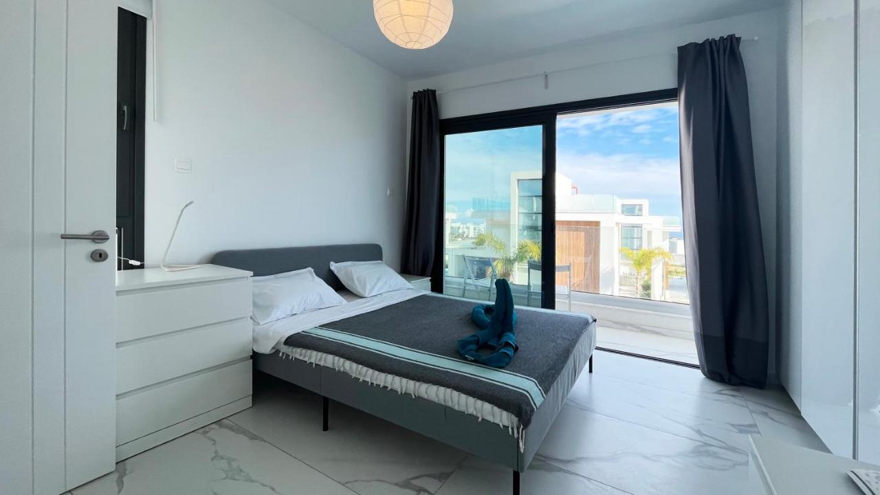 By The Bay Villa,3 Br/pool Villa