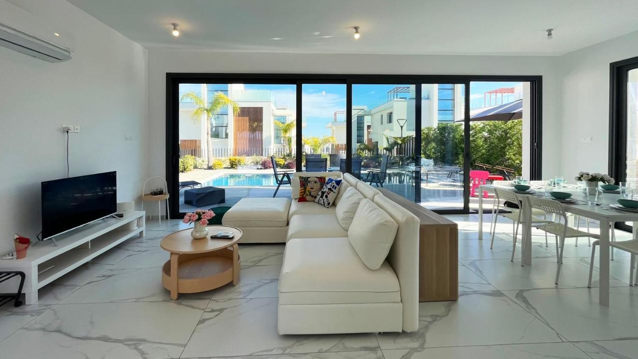 By The Bay Villa,3 Br/pool *
