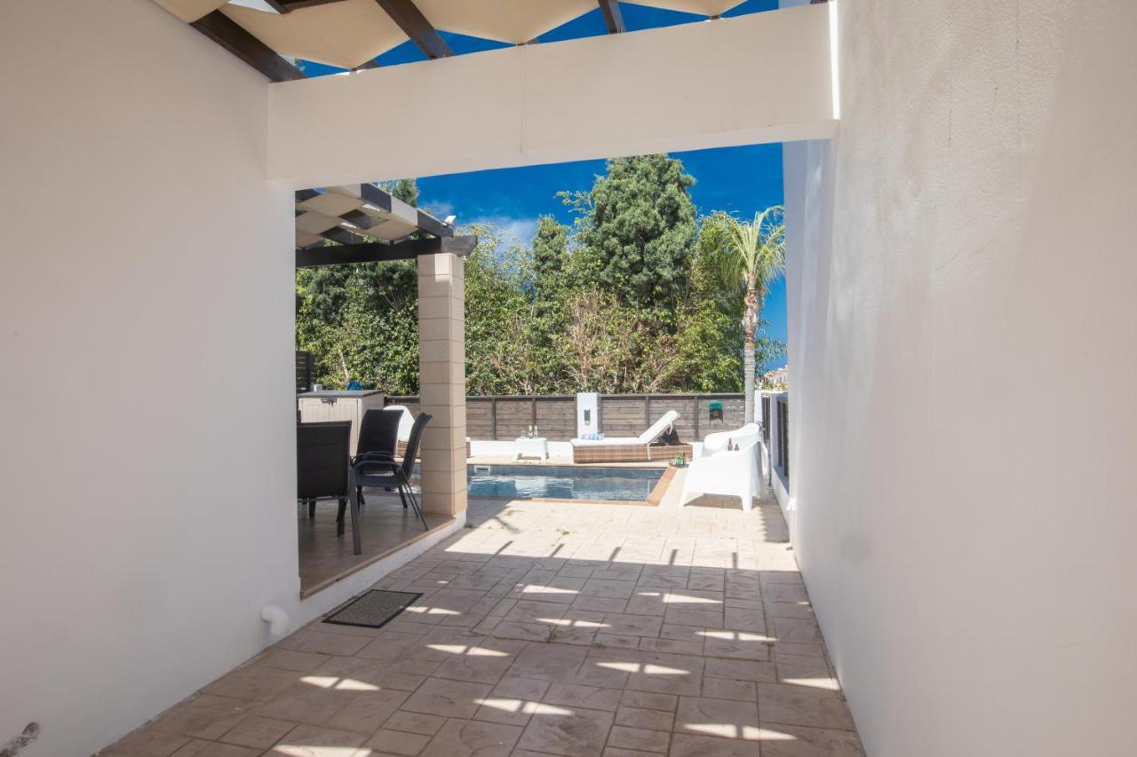 Villa Sunny Side Up *