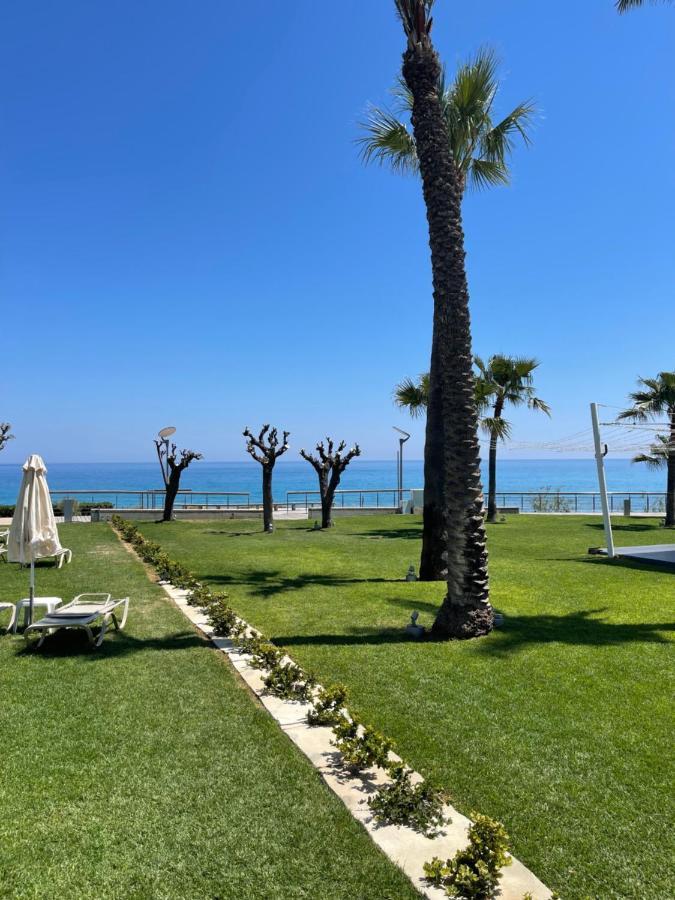 Flory Villa