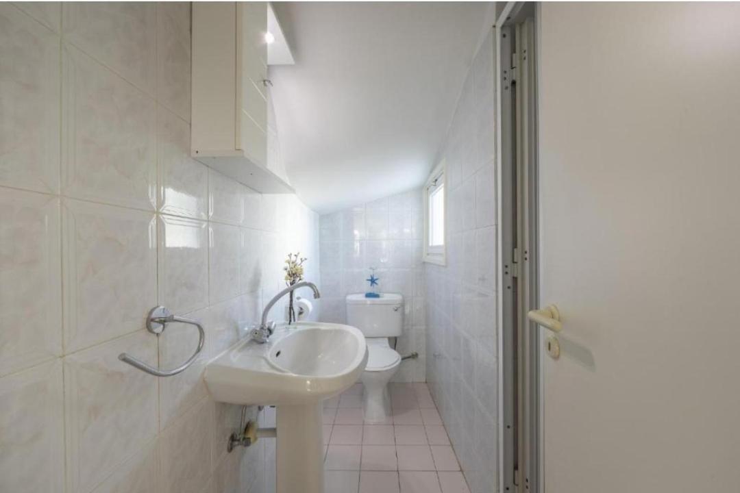 Villa Fig Tree Bay With Sea View &jacuzzi Protaras
