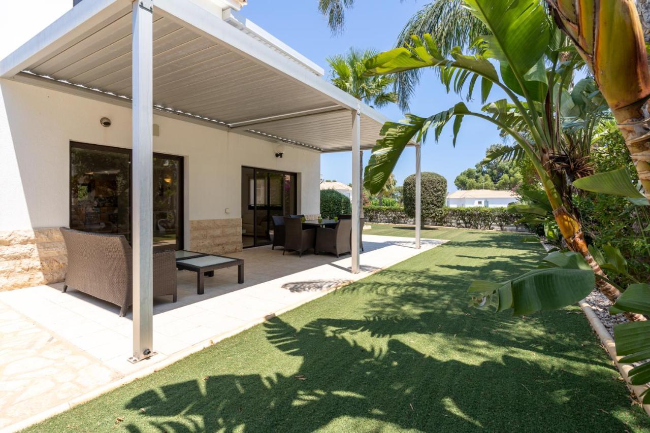 Villa Lime 3-bedroom In *