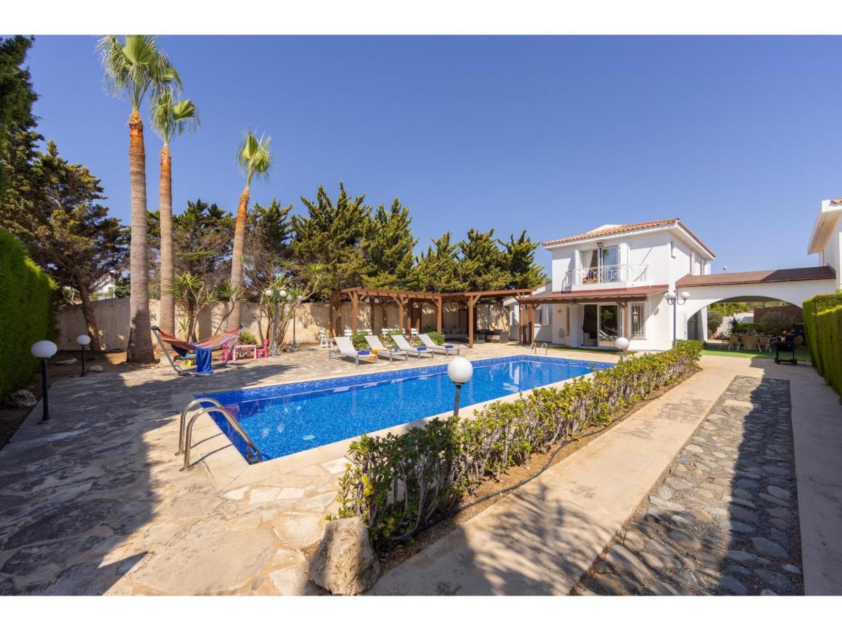 Apollon Seaside Villa Protaras