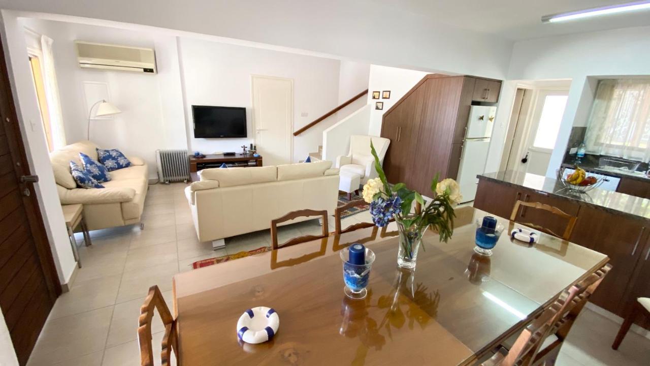 Villa Heart Of *