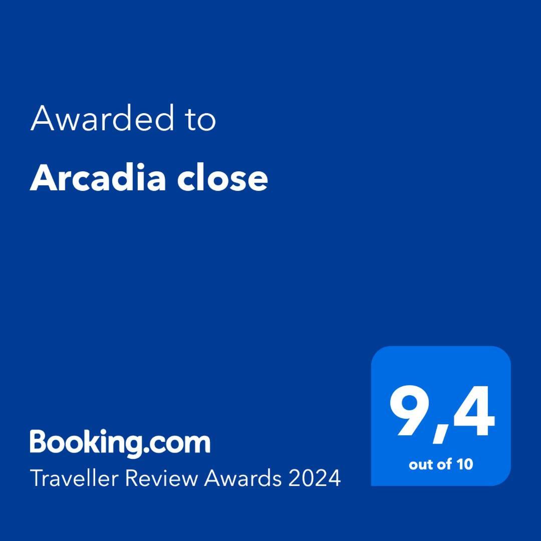 Arcadia Close Apartment