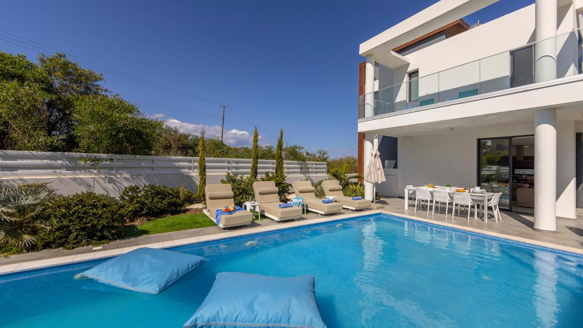Diamond * Protaras