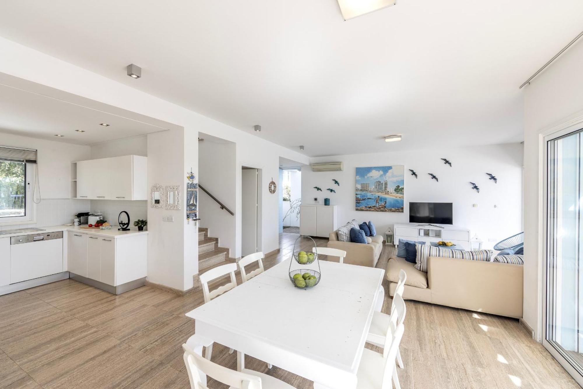 Nausica Blue Seaside Villa Protaras