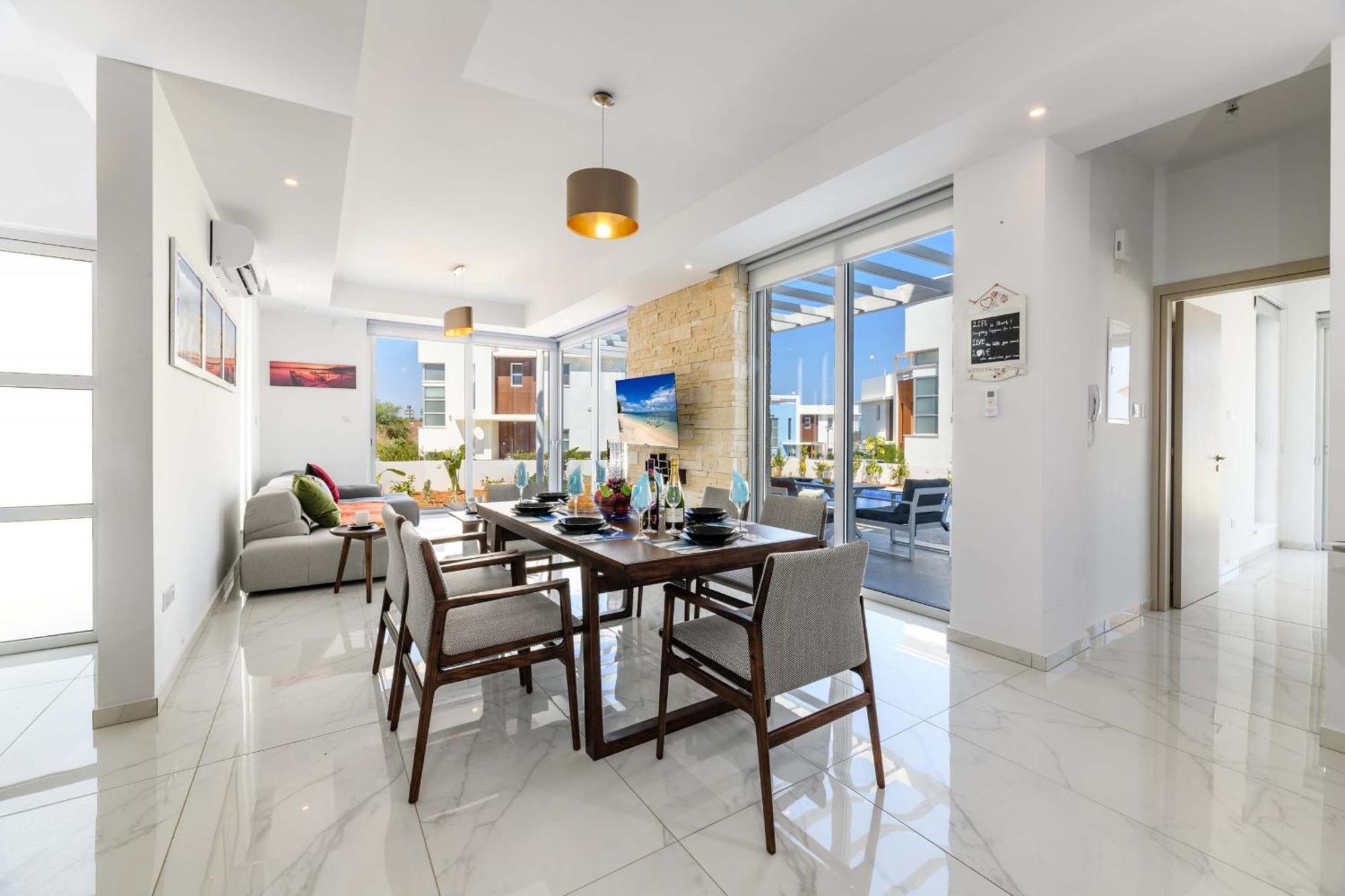 Mylos Lifestyle Seaview #37 *