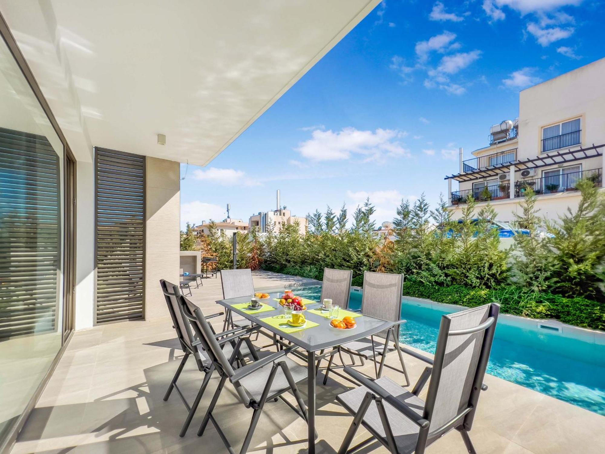 Villa Azure Seaview - Garnet *