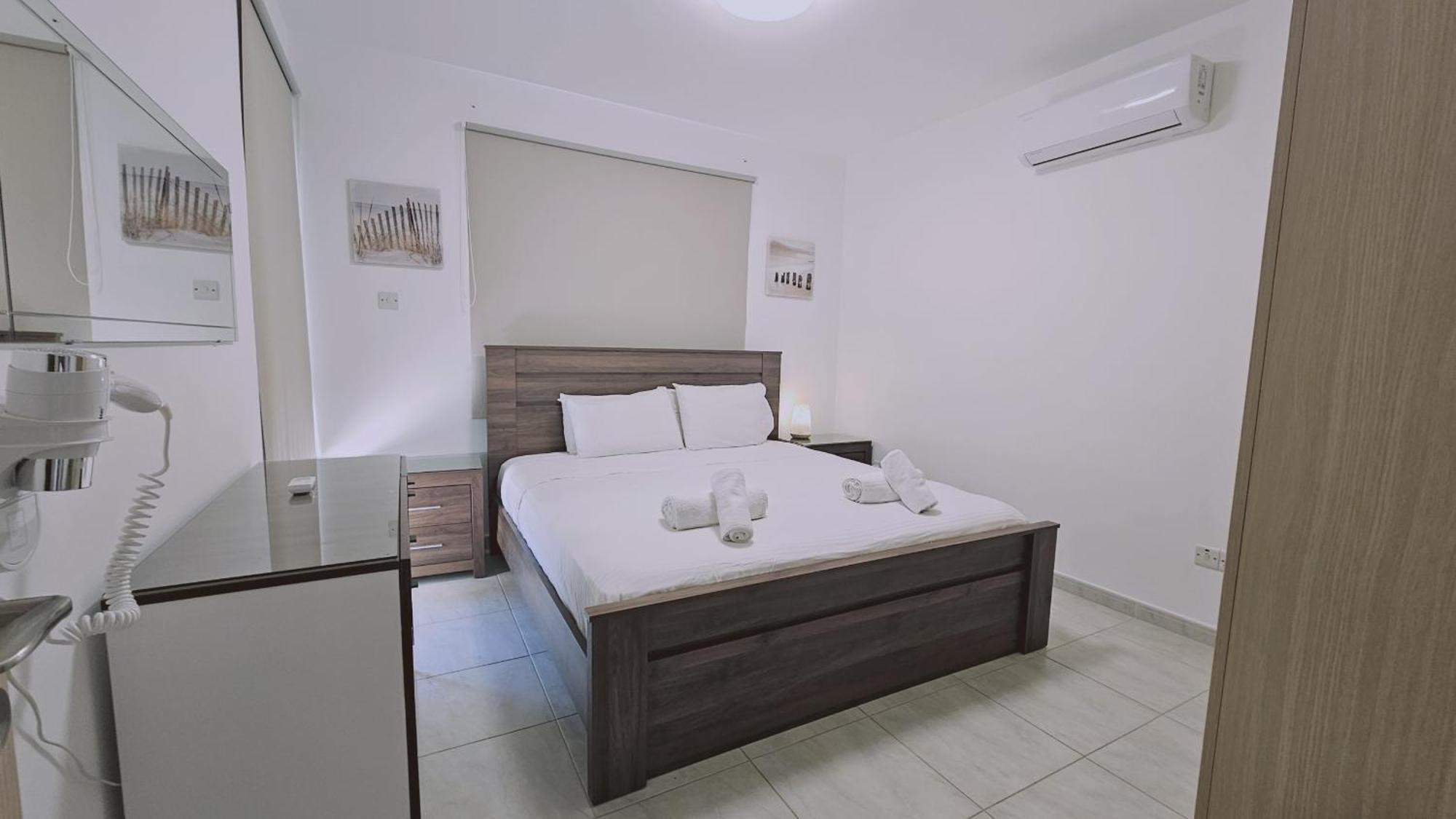 Apartment Dafni *