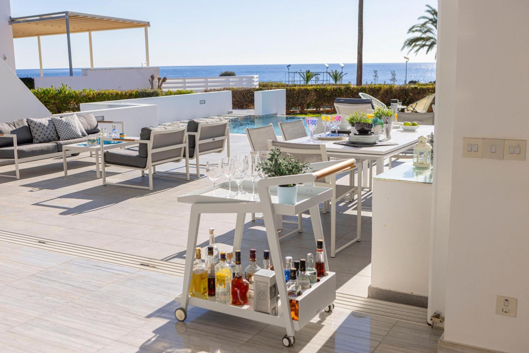 Elaia Luxury Seafront Villa