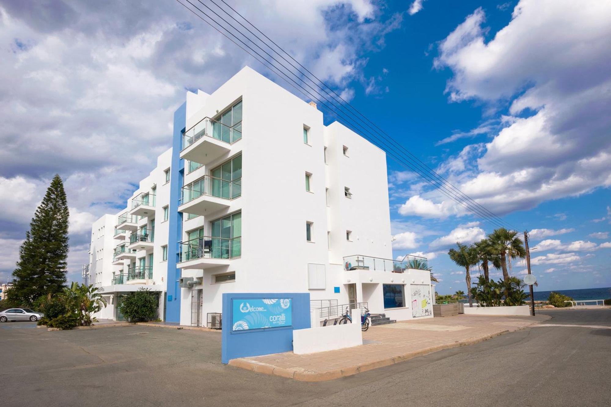 Austin - Coralli Beachfront Holiday home *