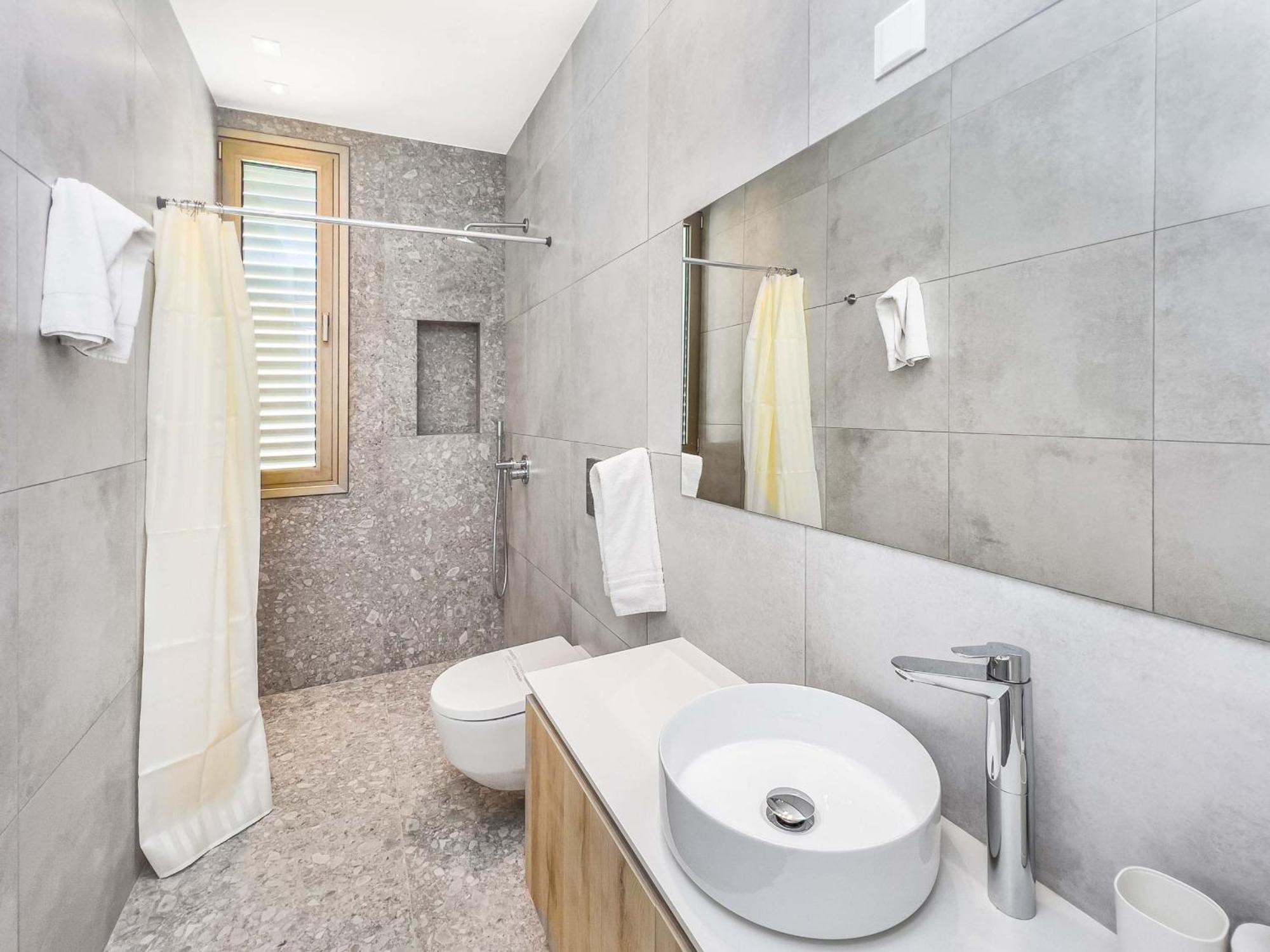 Azure Seaview - Garnet Villa *