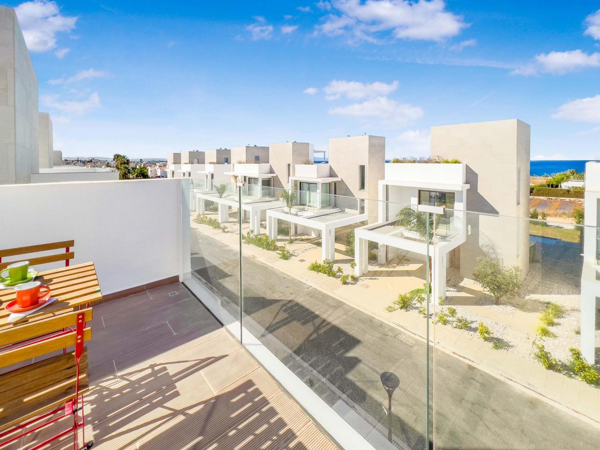 Villa Azure Seaview - Garnet Protaras