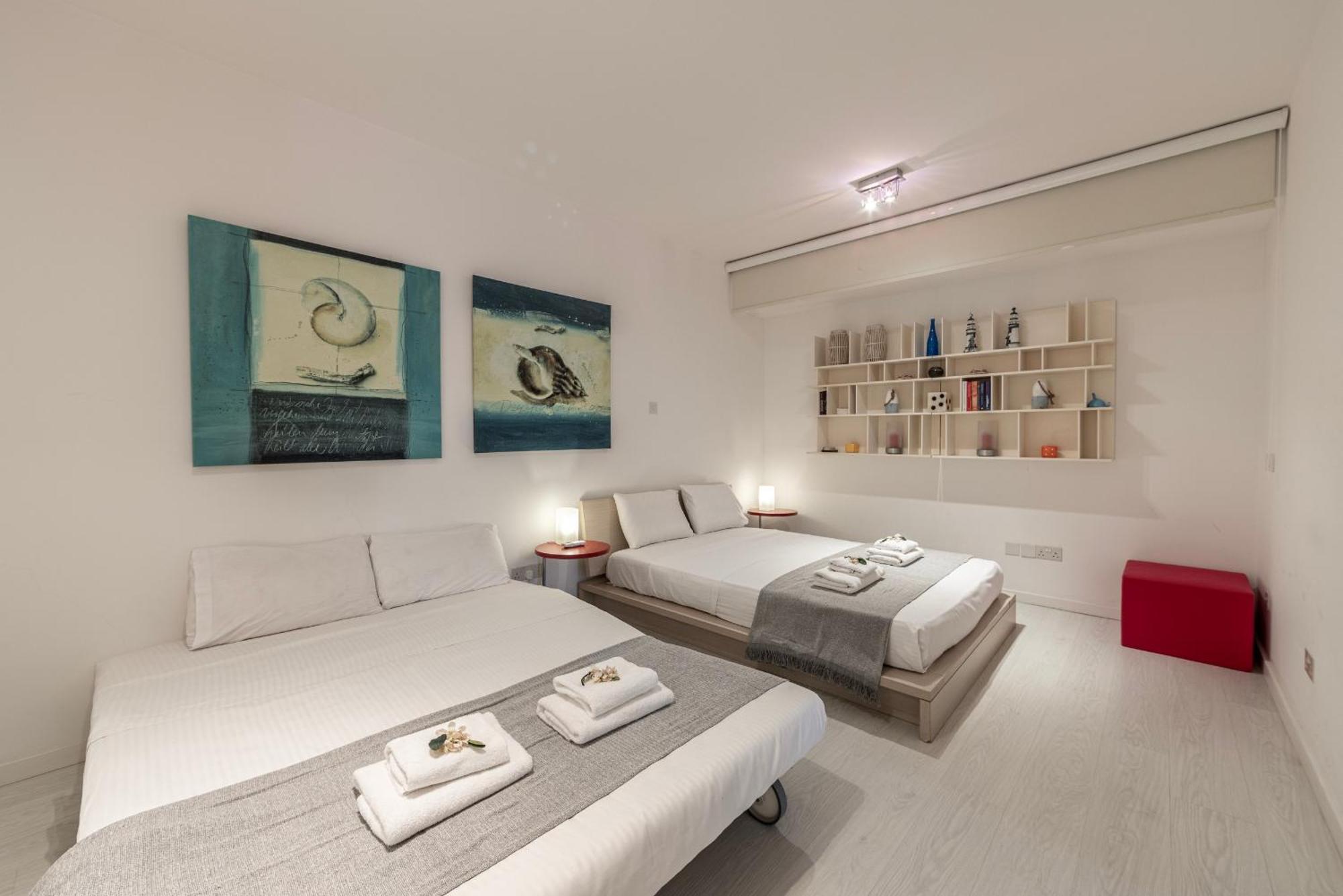 Elaia Luxury Seafront Villa
