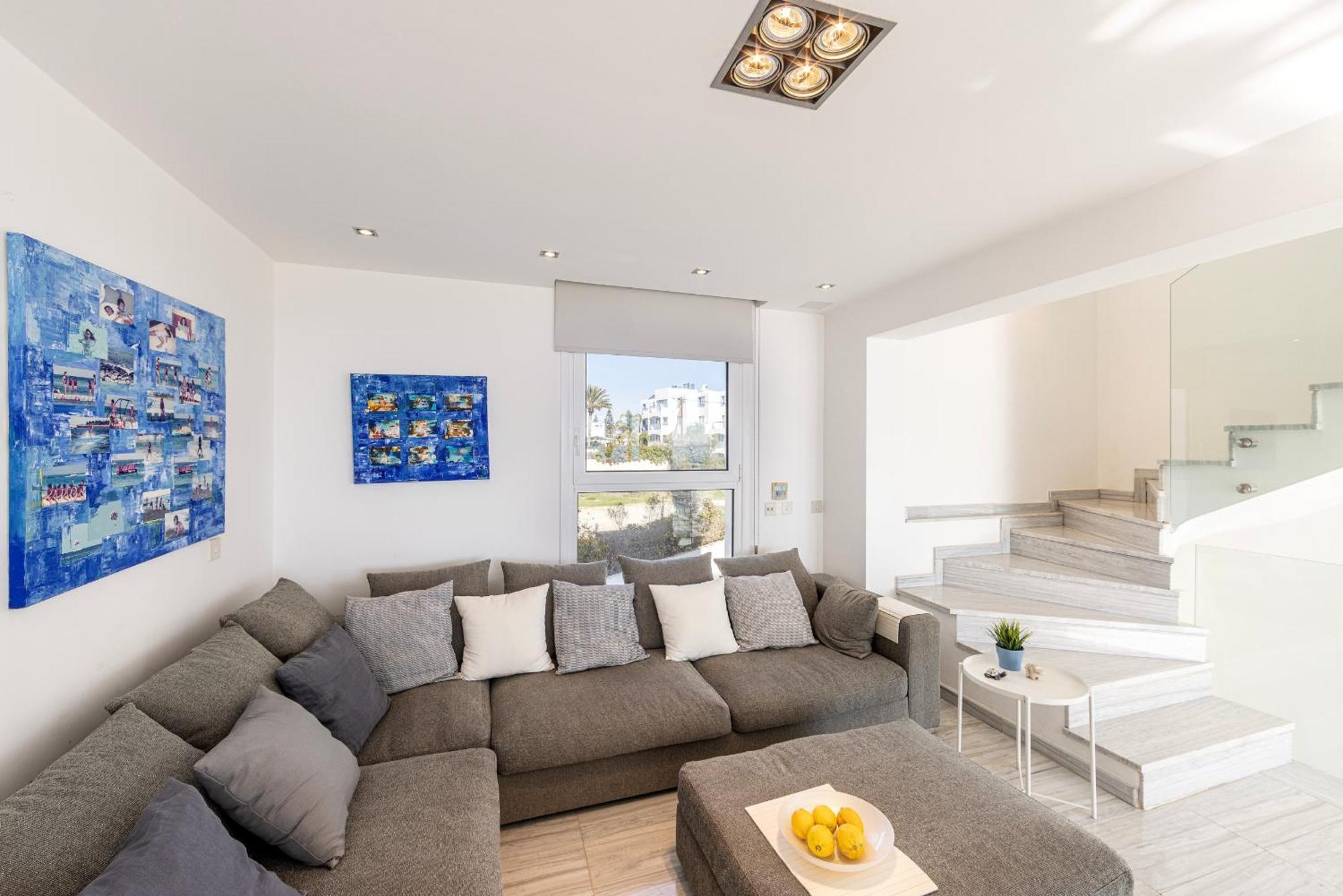 Elaia Luxury Seafront * Protaras