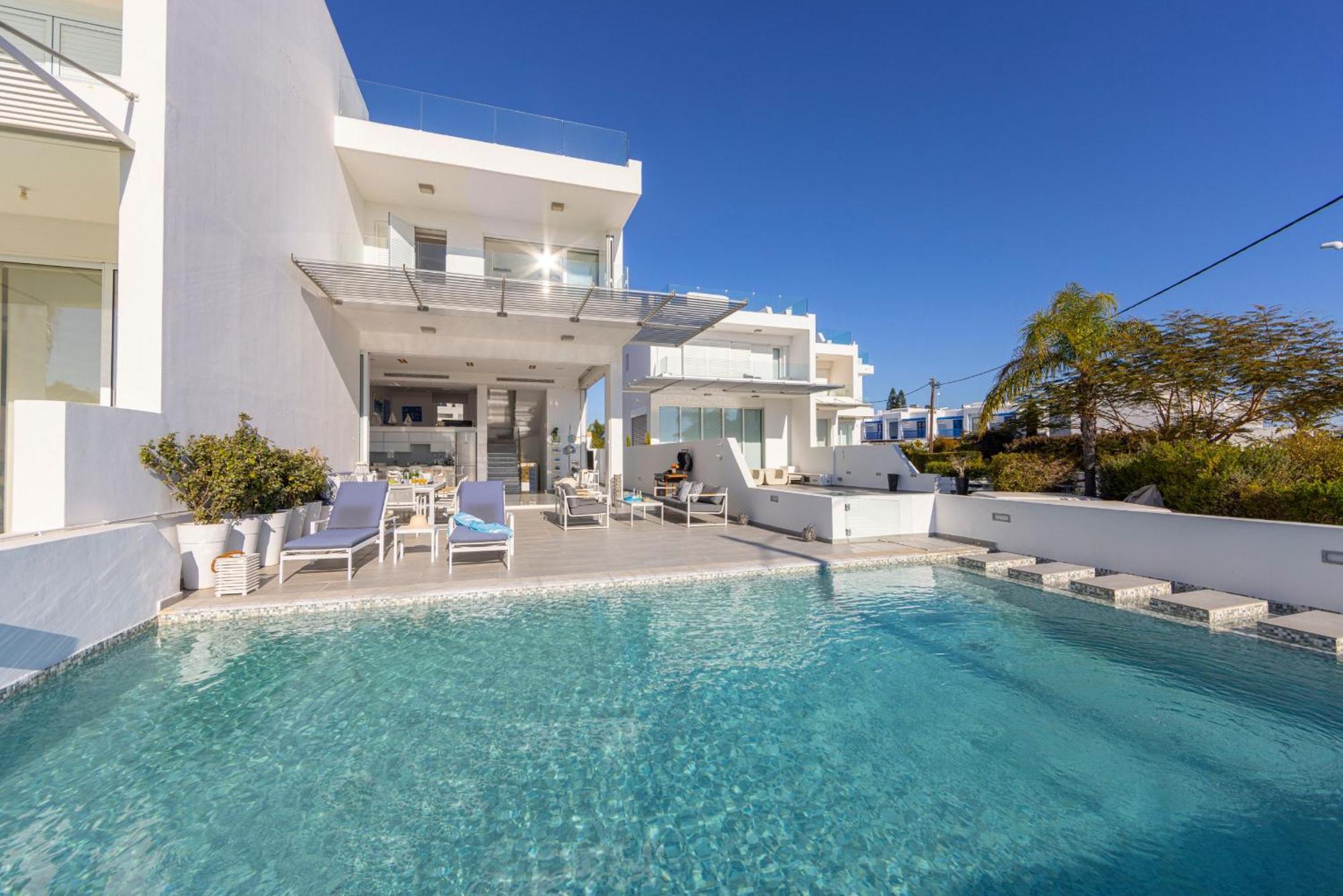 Elaia Luxury Seafront Protaras