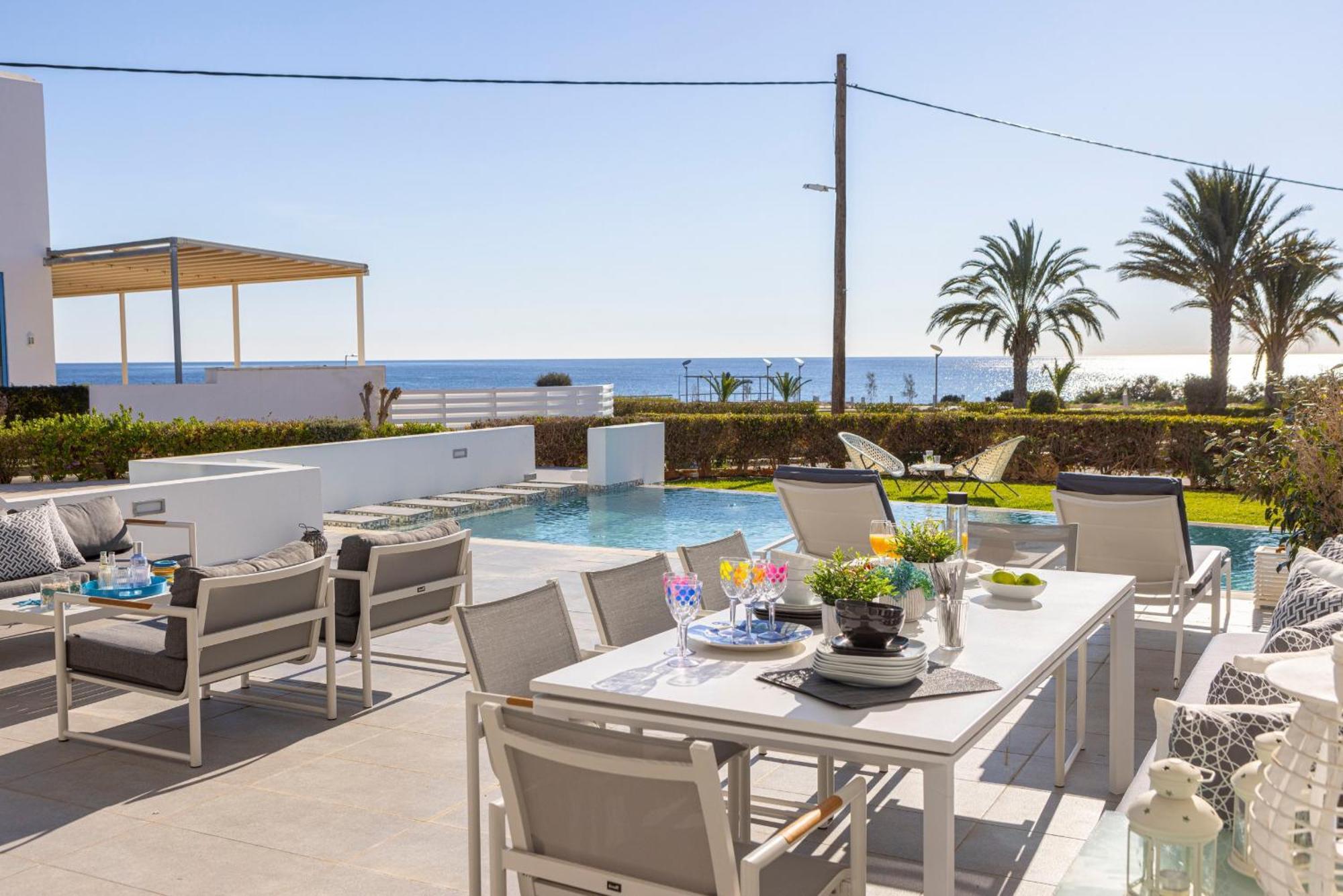 Elaia Luxury Seafront Villa