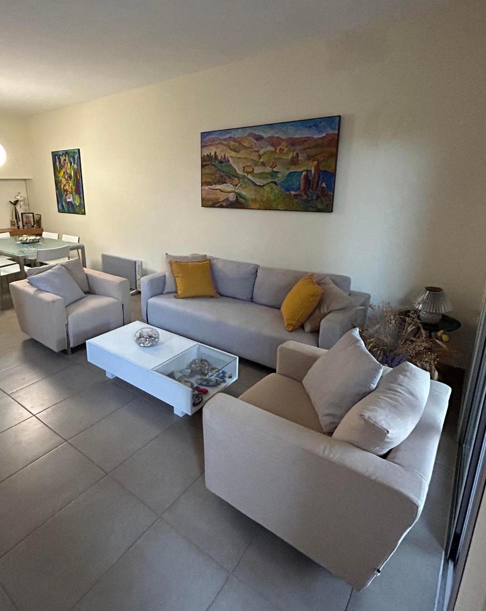 Beautiful Maisonette In Holiday home *