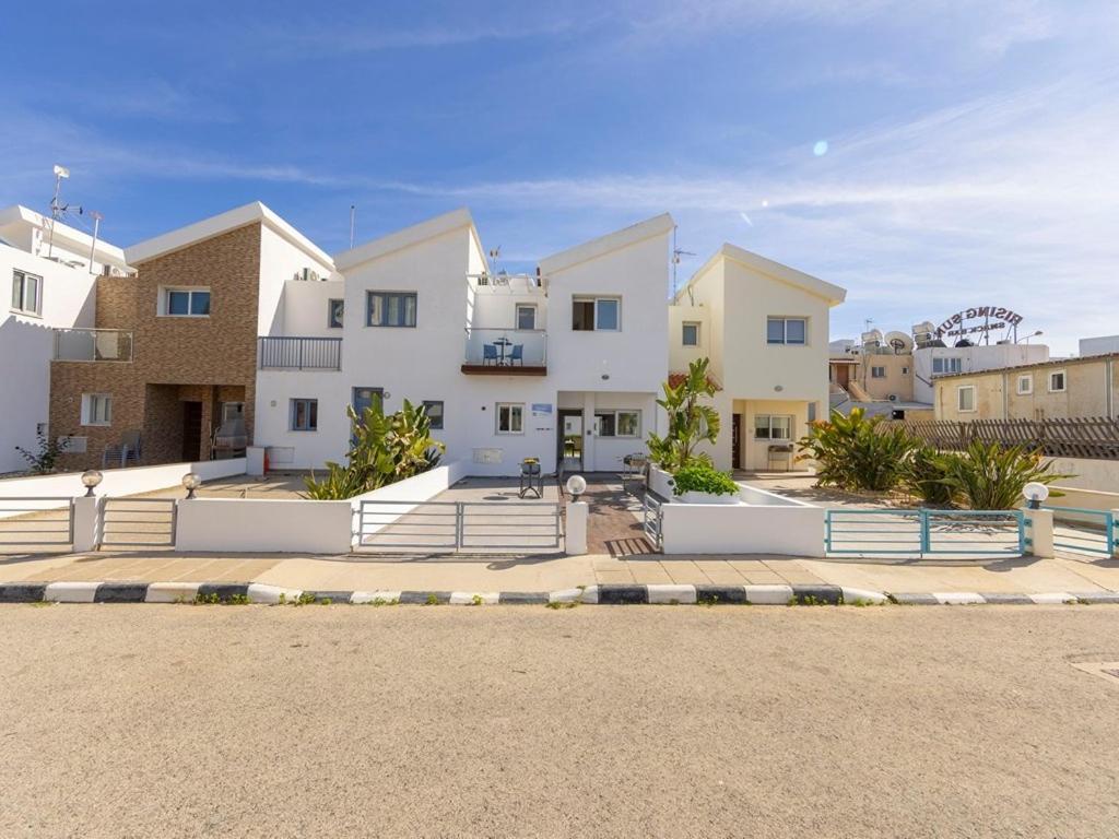Nora Villa Protaras