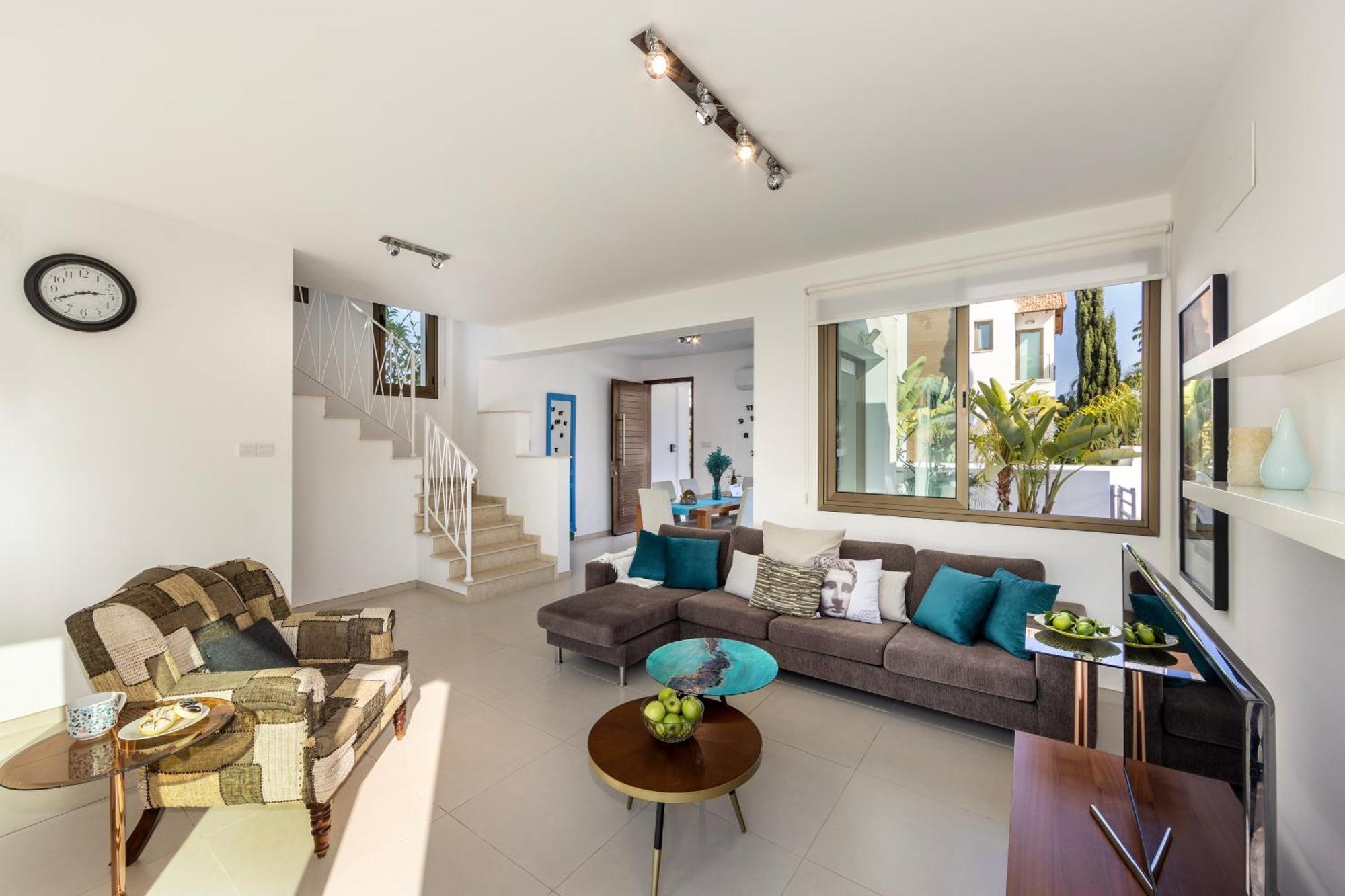 Accomoteleia Blue * Protaras
