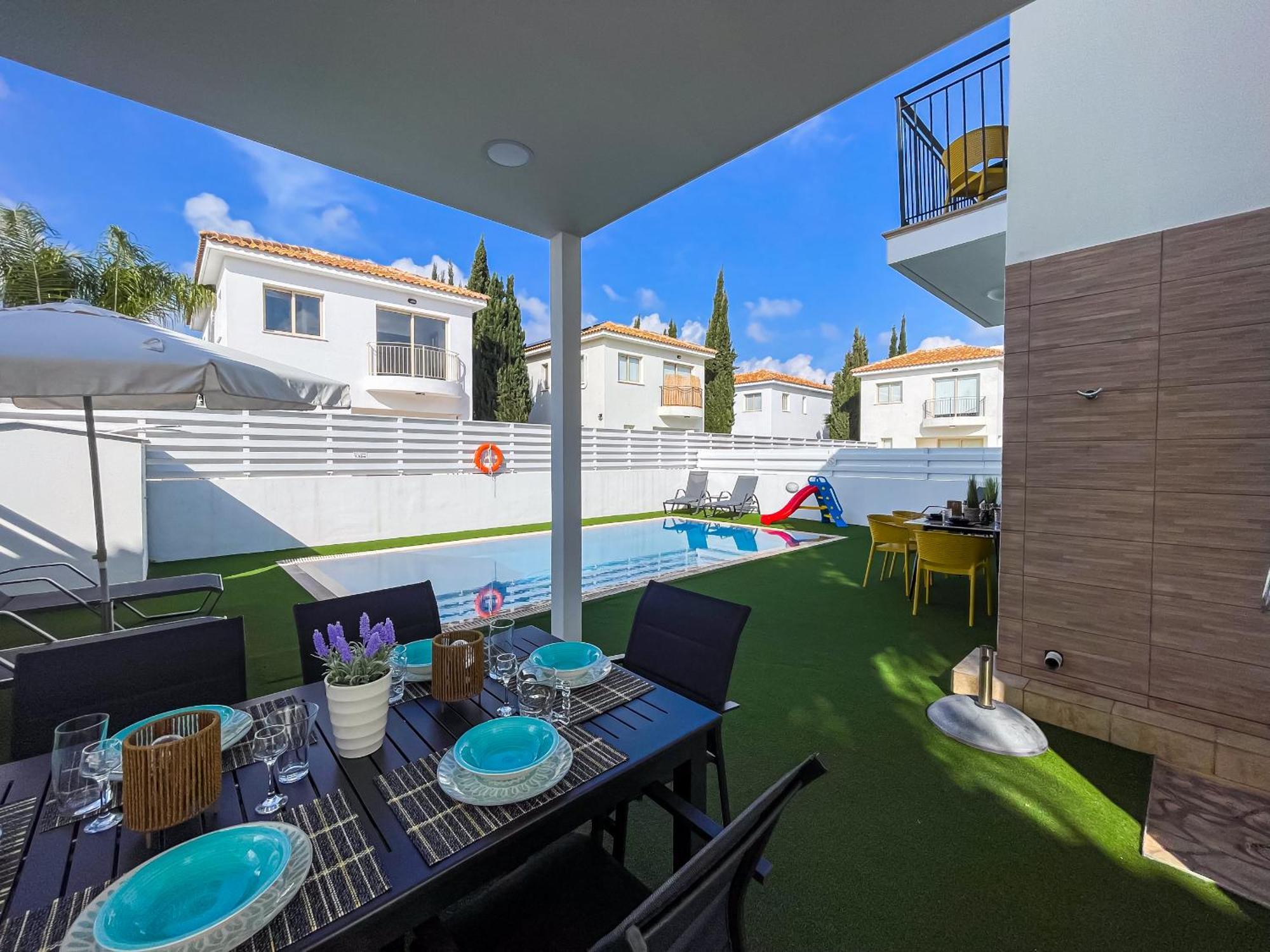 Allegra * Protaras