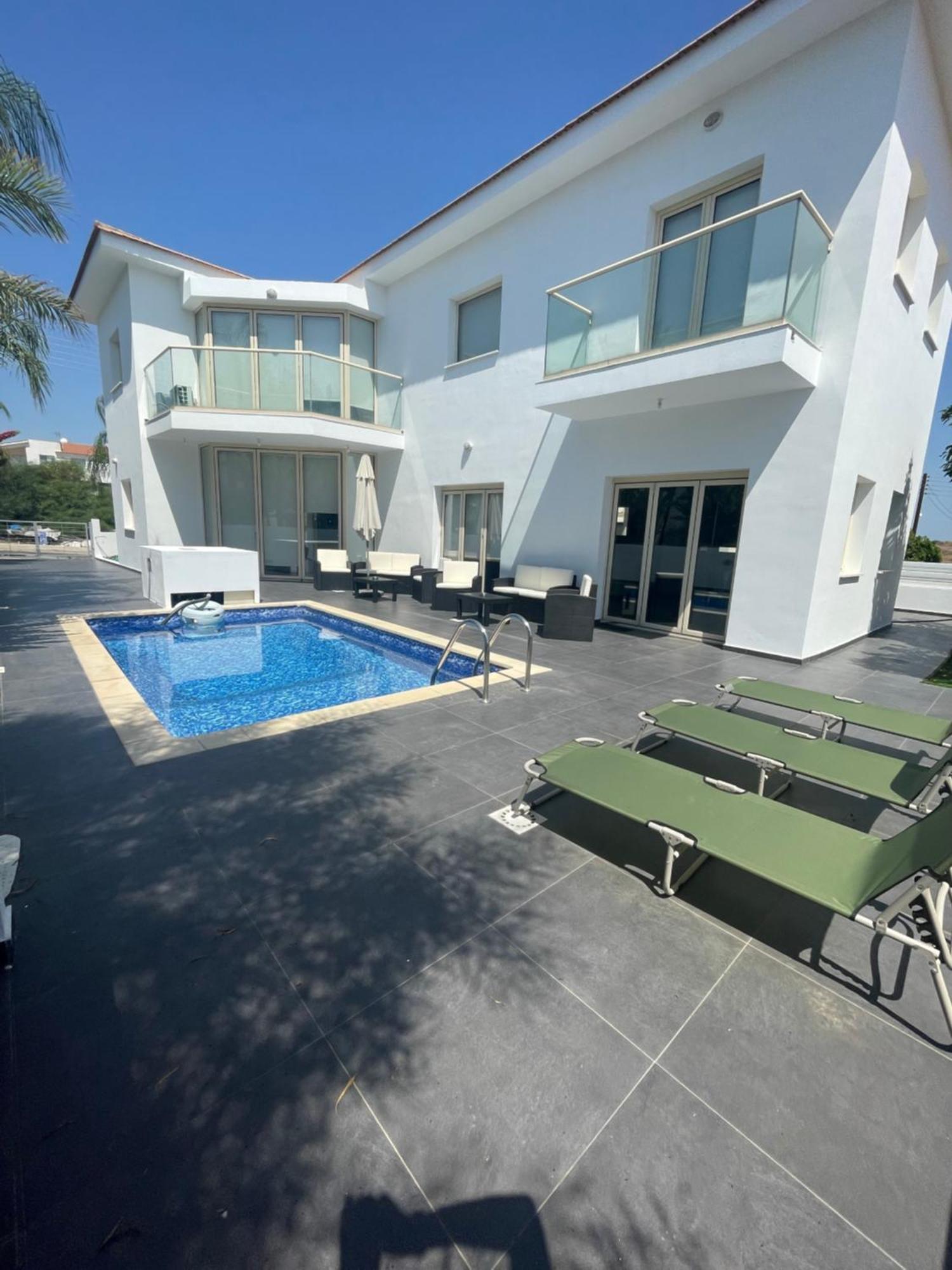 Villa Lydia's *