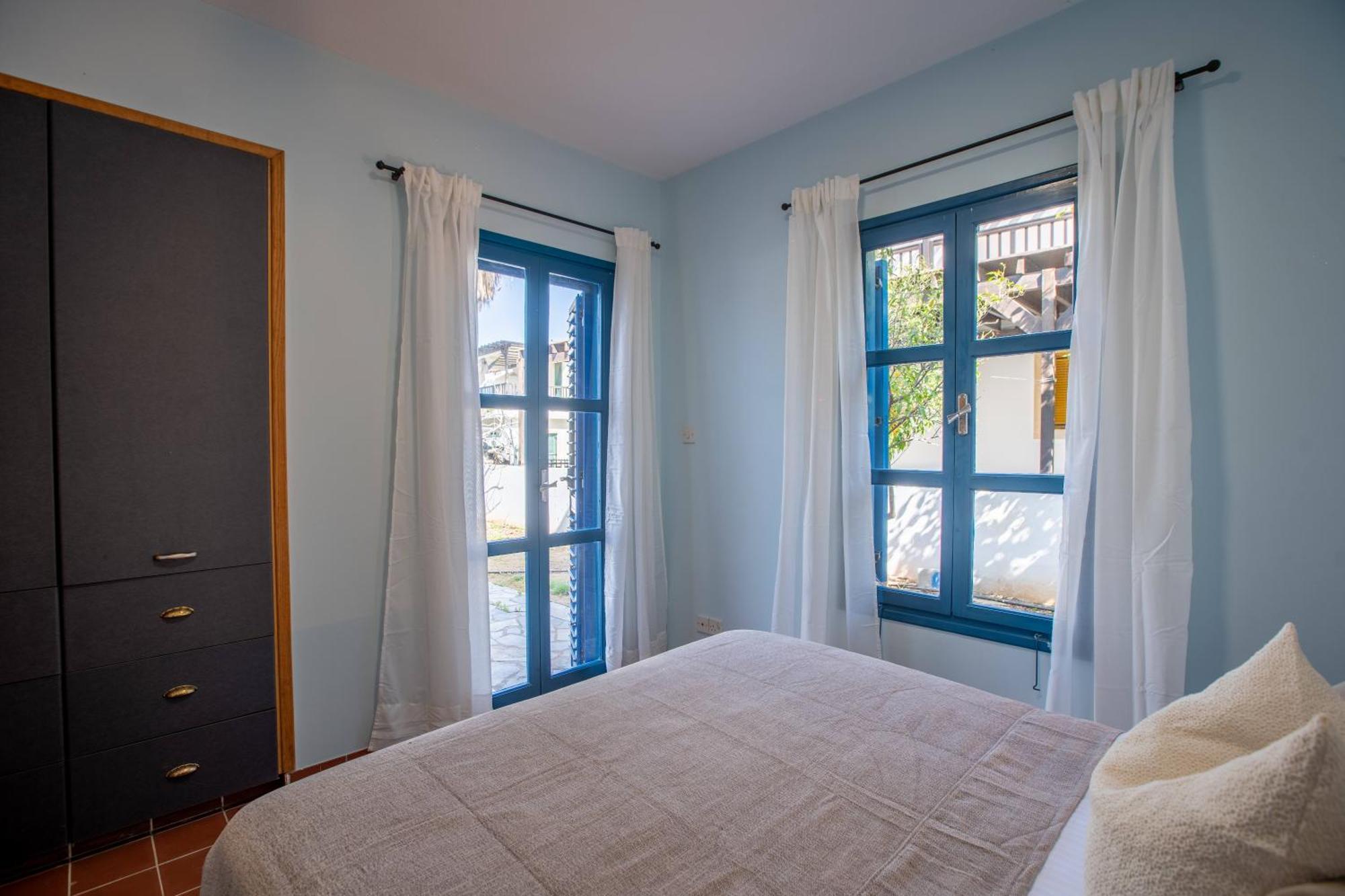 Phaedrus Living: Sky Blue *