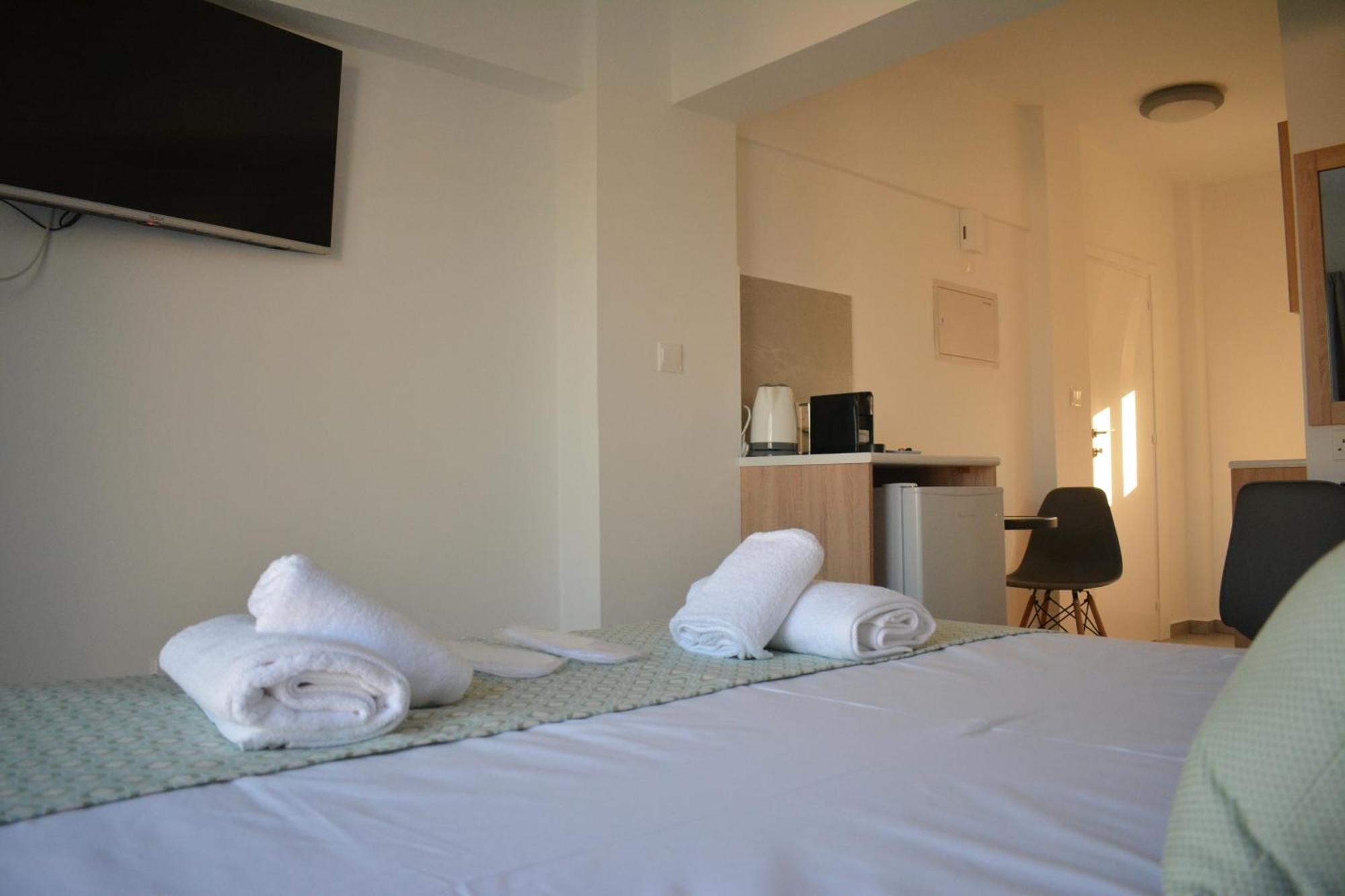 Bay Apartment *