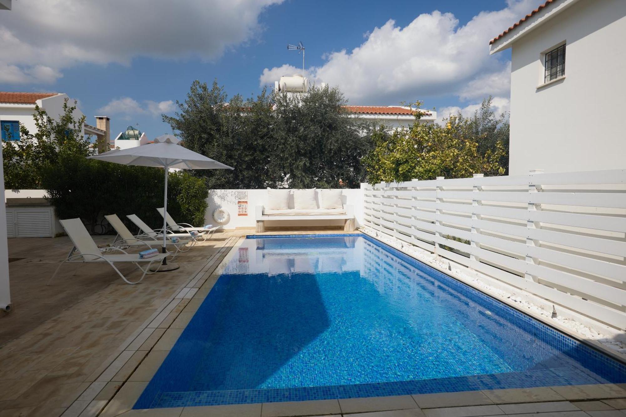 Serifos 7 - 100 Meters From Malama Protaras