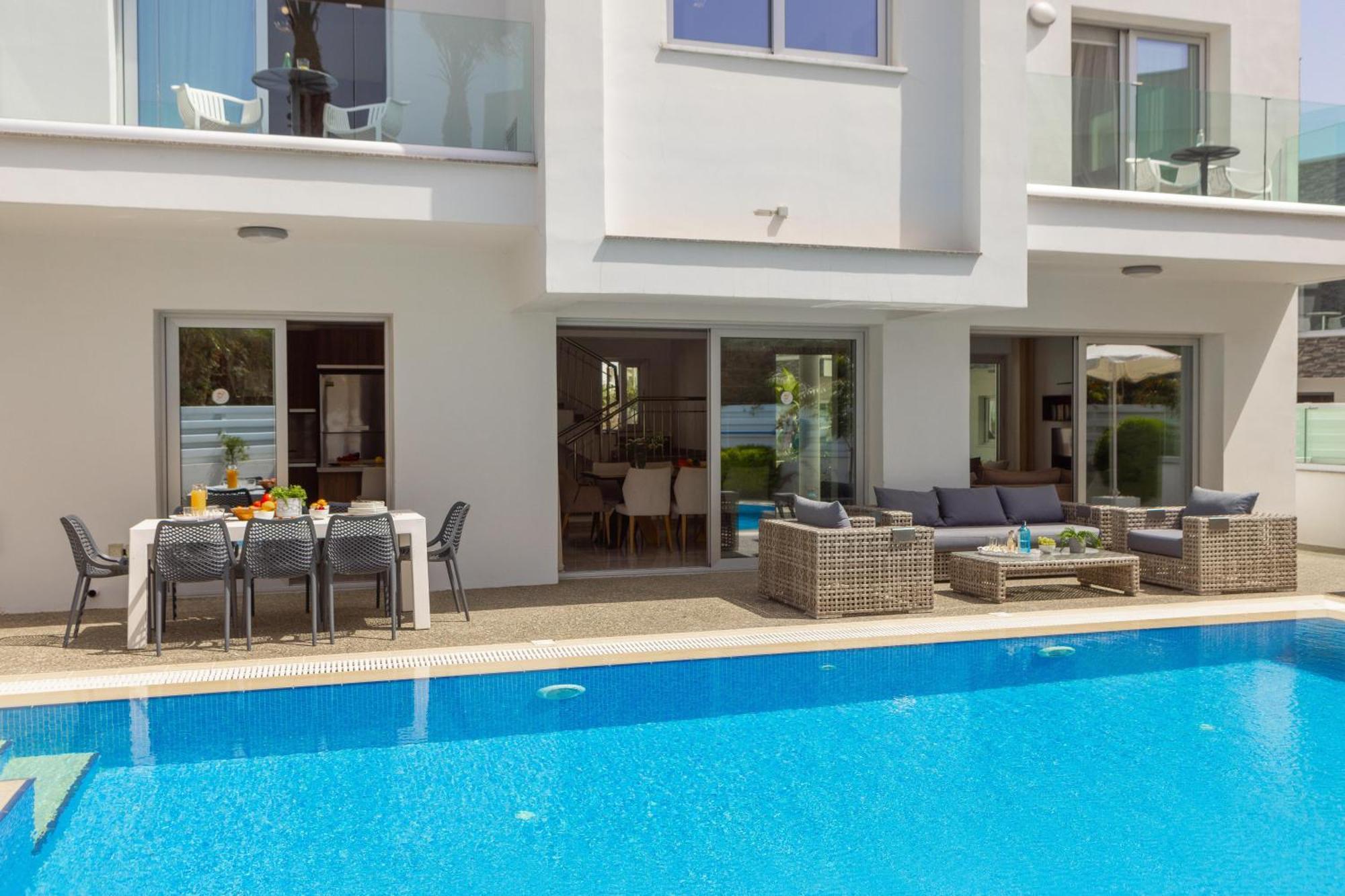 Villa Fig Tree Bay Residences 3 *
