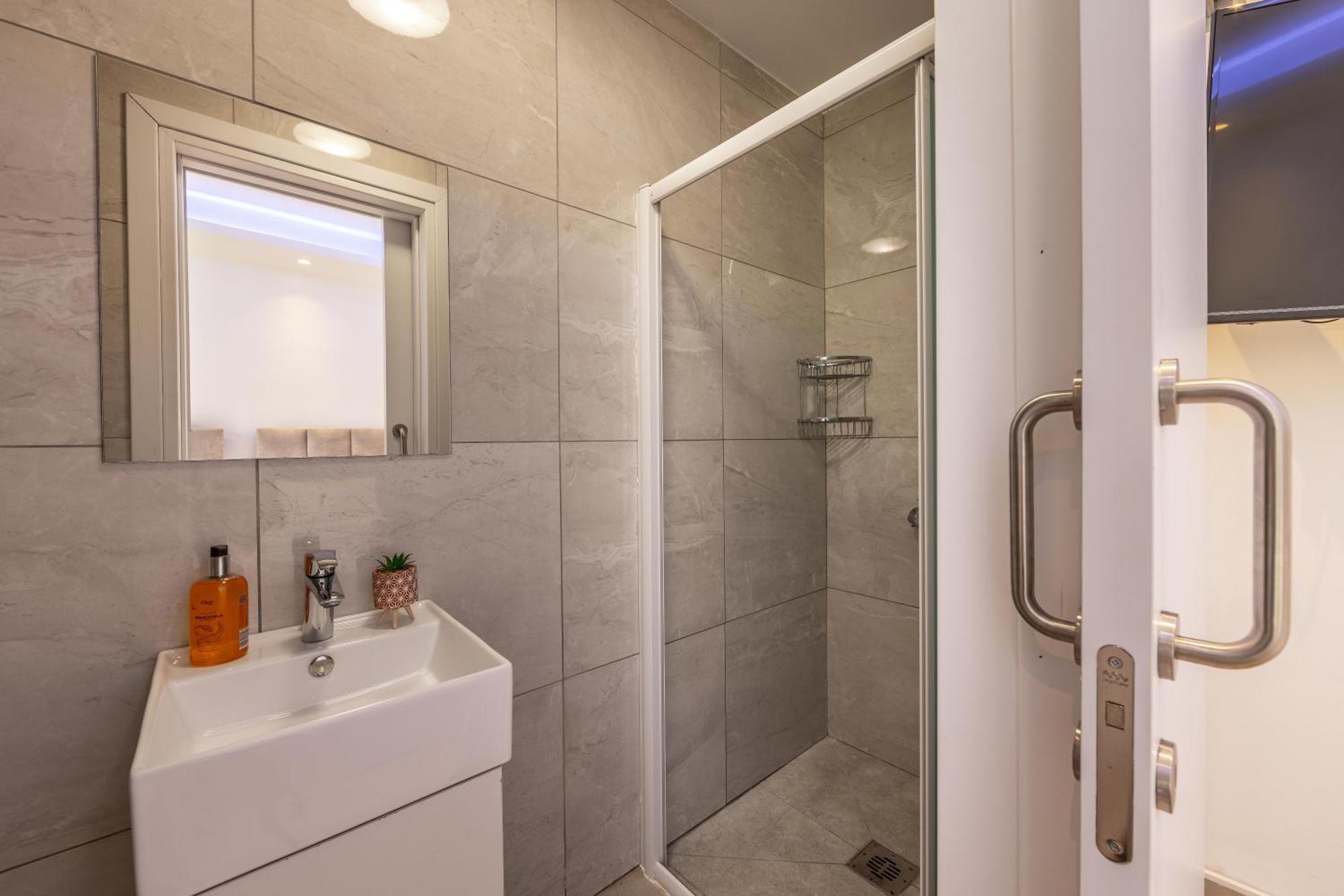 Fig Tree Bay Residences 3