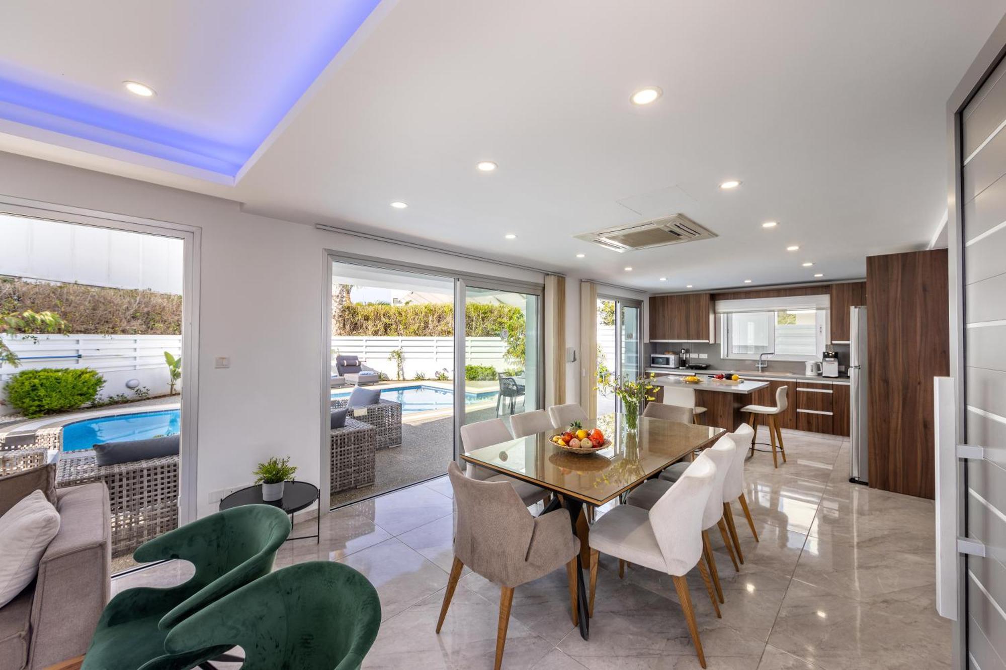 Villa Fig Tree Bay Residences 3