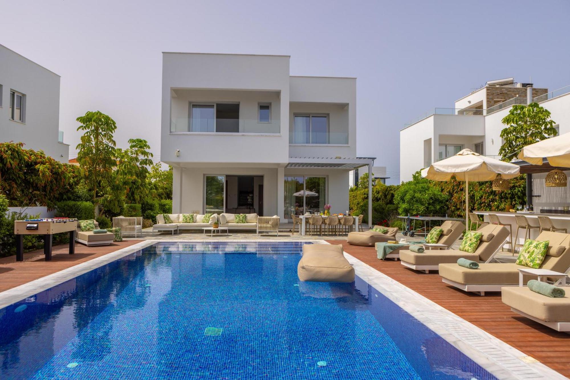 Villa Heaven 3 *
