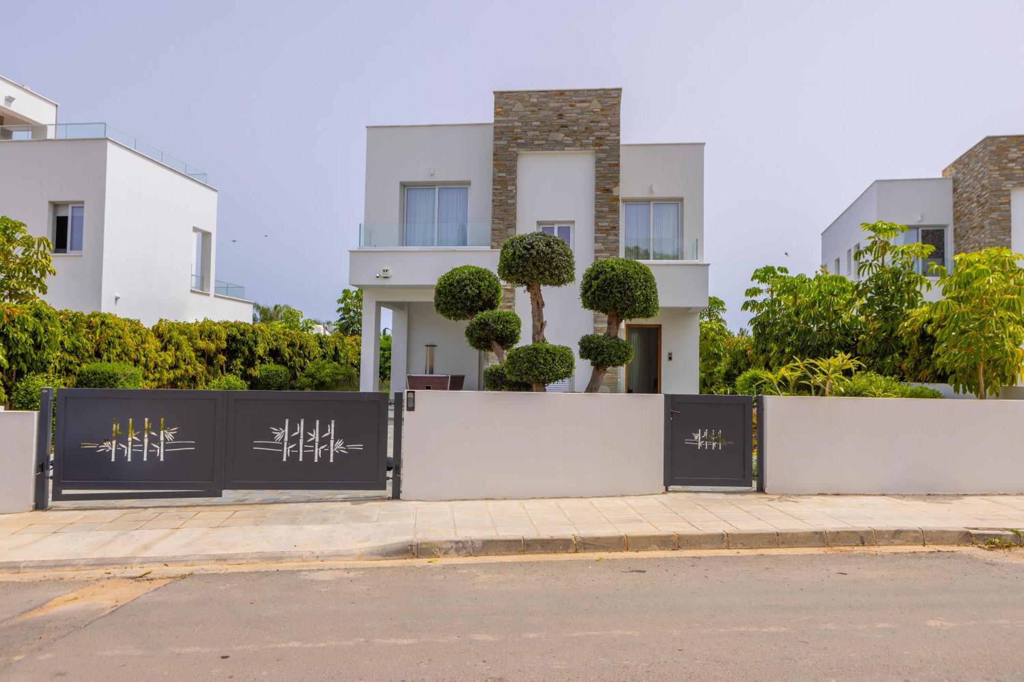 Villa Heaven 3 *
